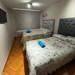 Gato Neon Hostel